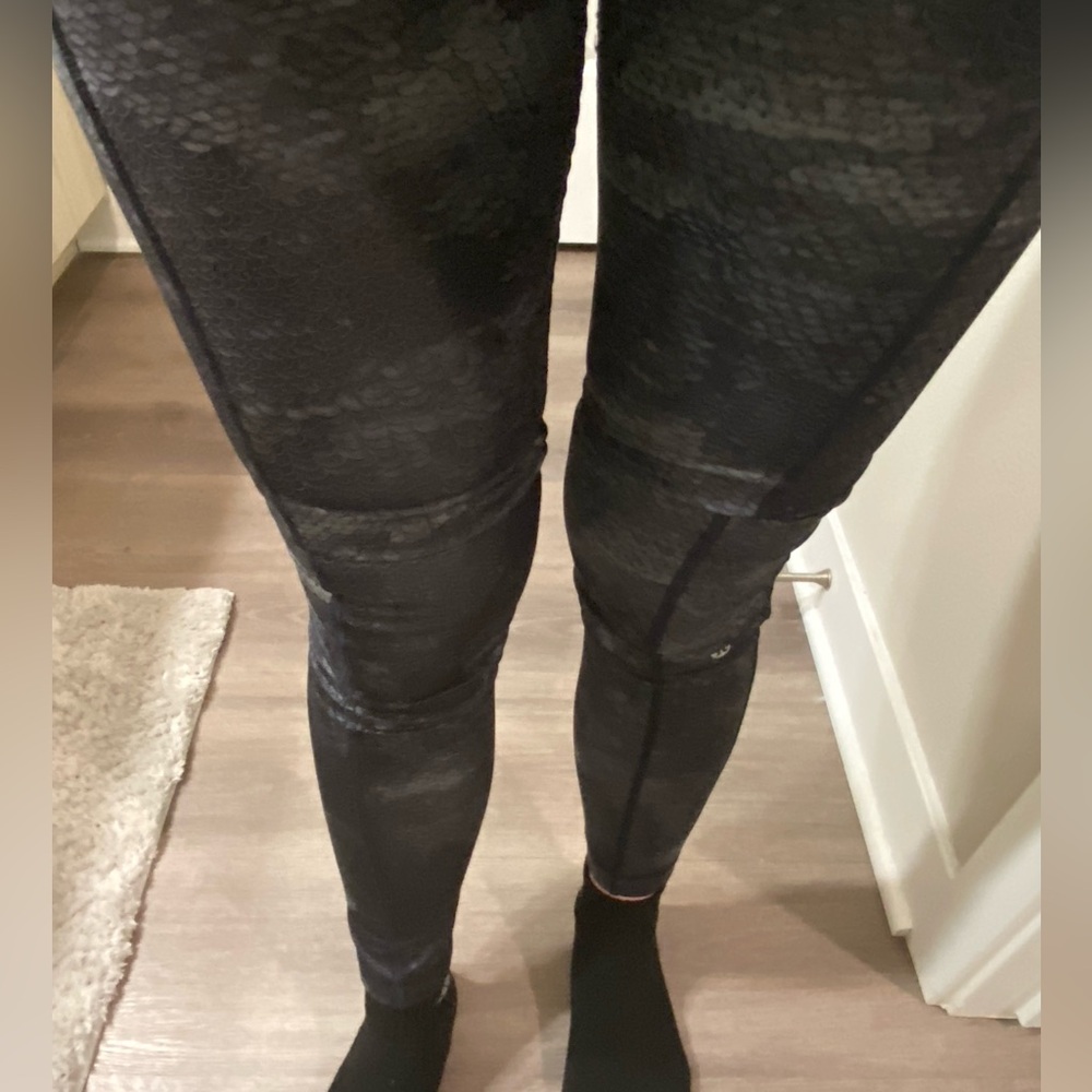 Lululemon leggings snakeskin